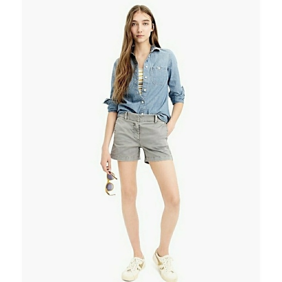 American Eagle Outfitters Pants - AMERICAN EAGLE OUTFITTERS STRETCH WALKING SHORTS